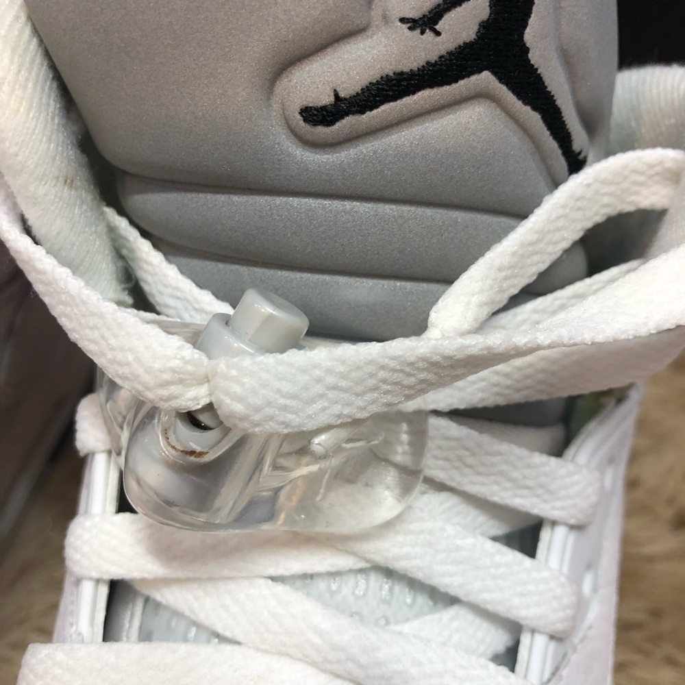 Retro 5 Jordan’s 💋make me and offer 💋reasonable - Picture 3 of 8